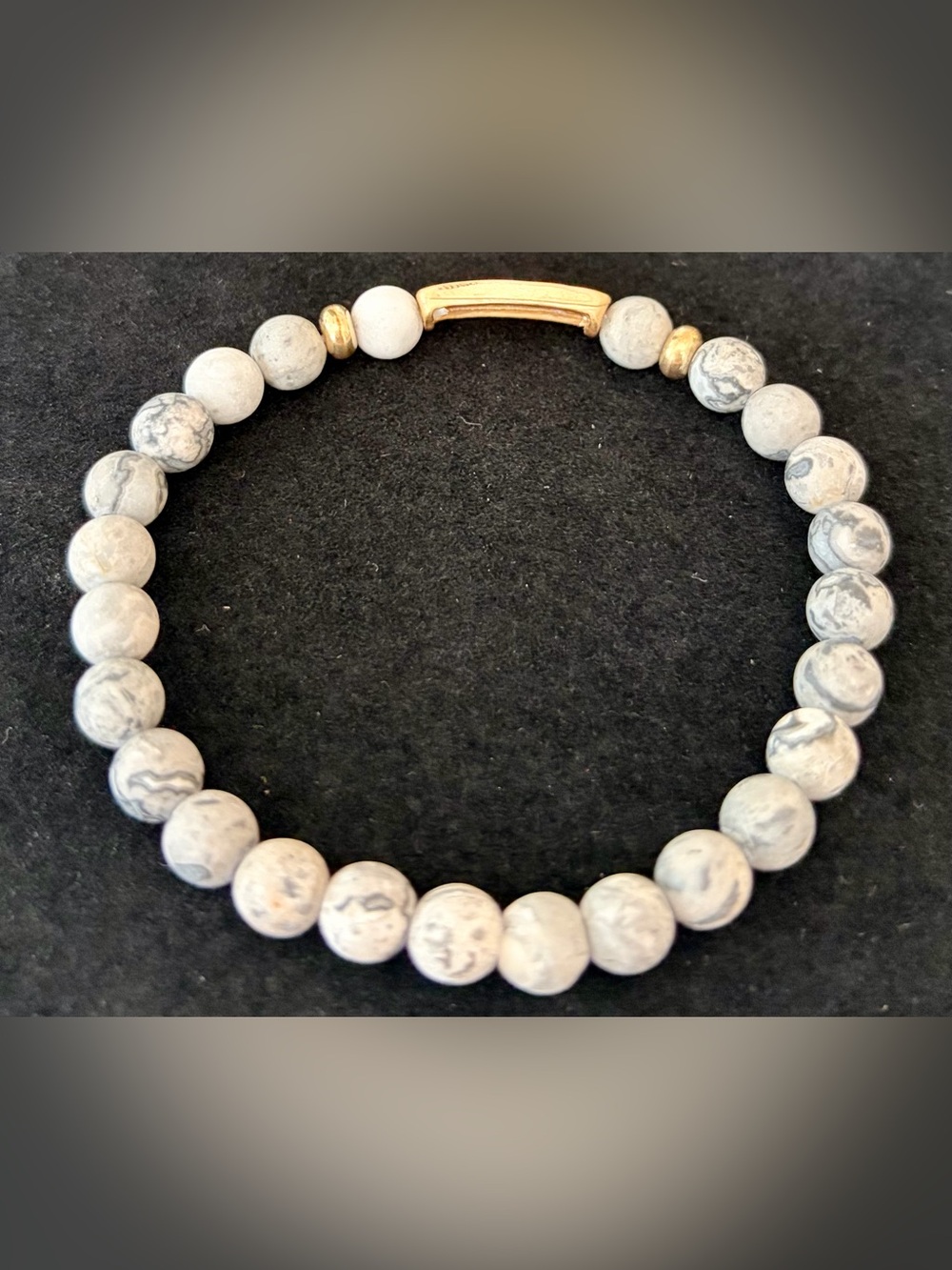 NIB Faith Beaded Stretch Bracelet in White Marble with Gold Accent - Picture 3 of 4